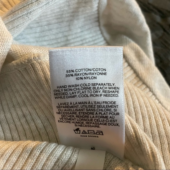 BNWT Express Sweater - Picture 6 of 7